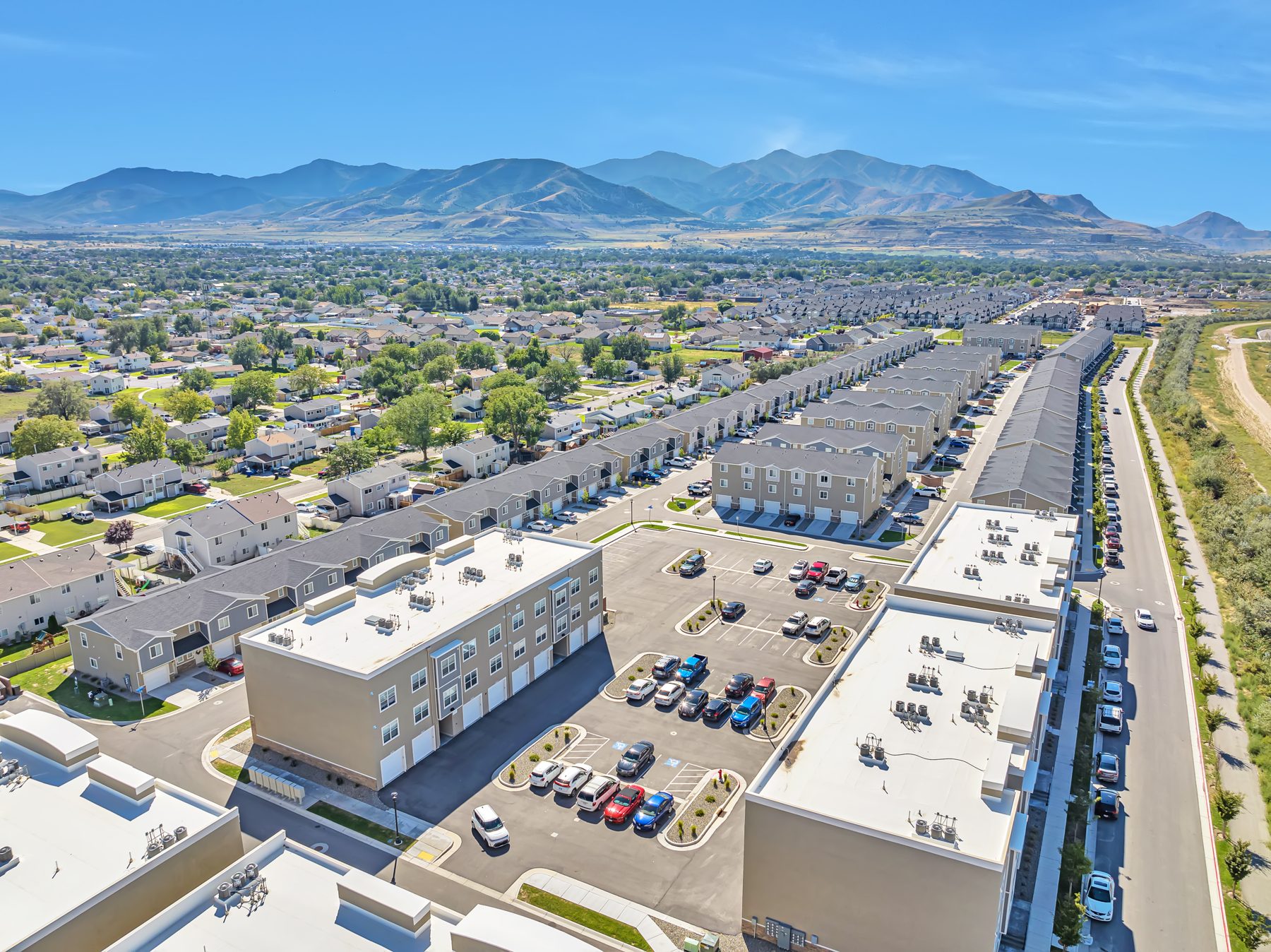 Magna Apartments